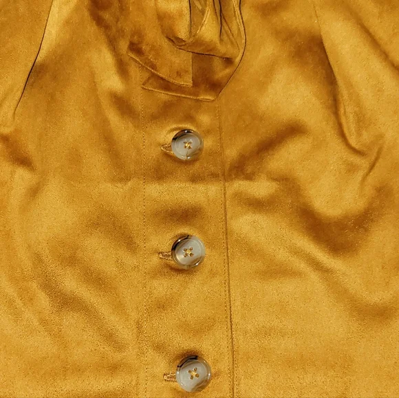 Francesca's Suede Skirt XS - Picture 3 of 9